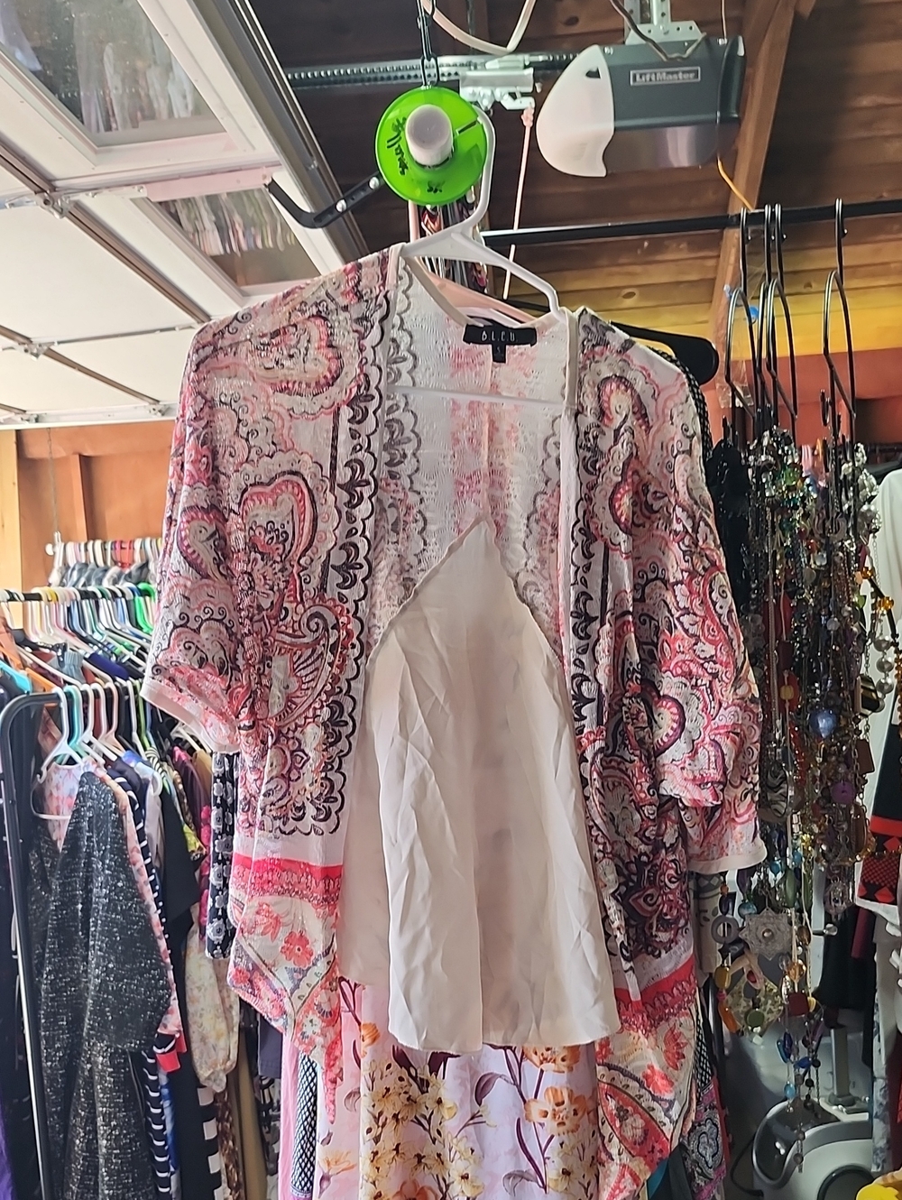B.L.E.U. Pink Paisley Open-Front Kimono Vest